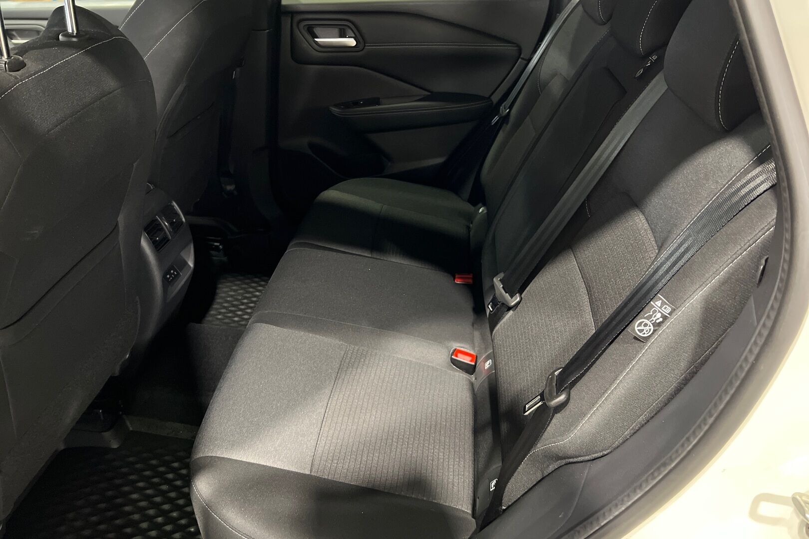 Nissan Qashqai iso kuva 9