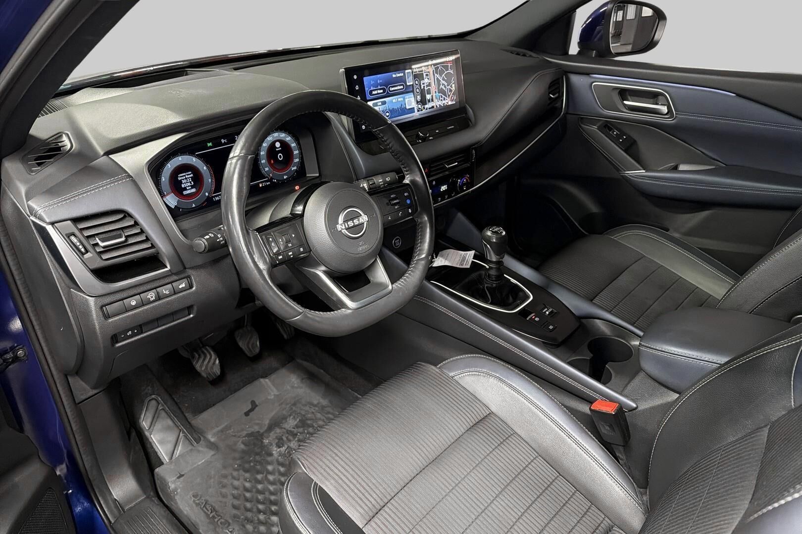 Nissan Qashqai iso kuva 7