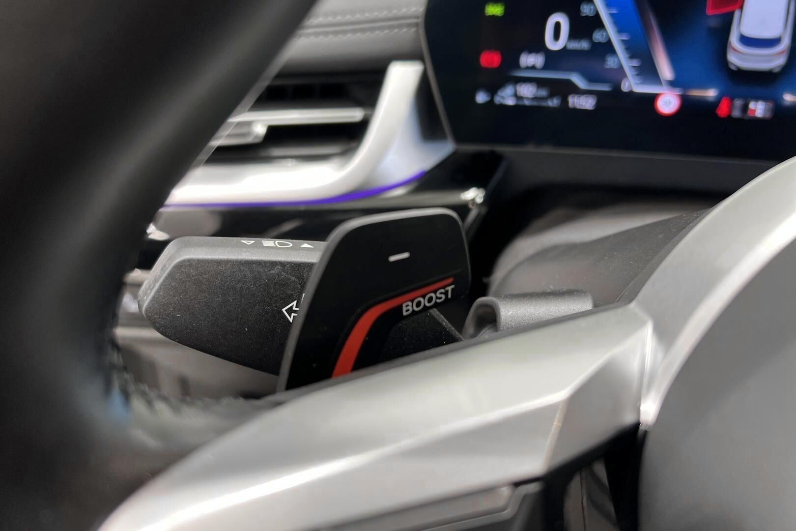 BMW 2-SARJA iso kuva 28