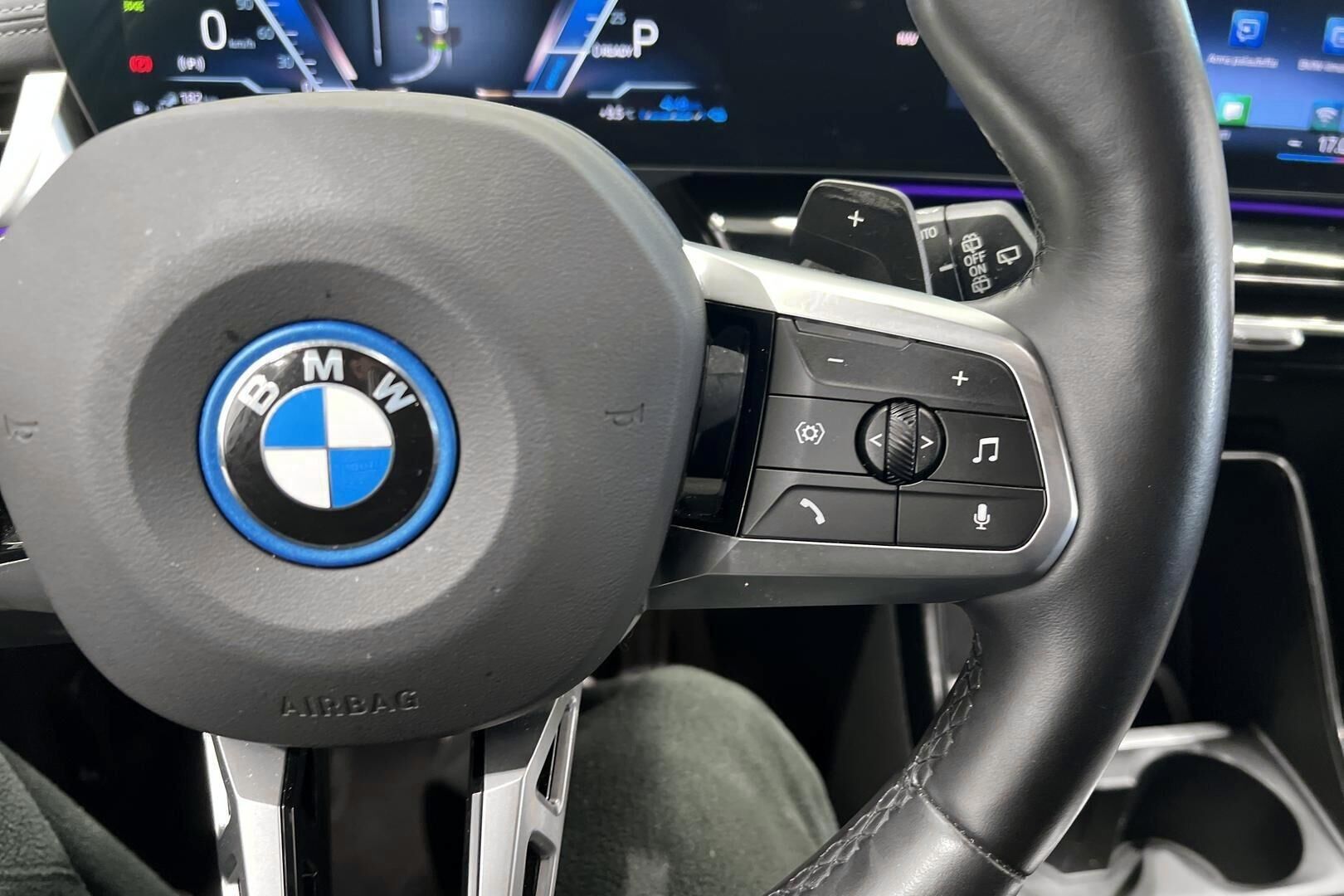 BMW 2-SARJA iso kuva 24