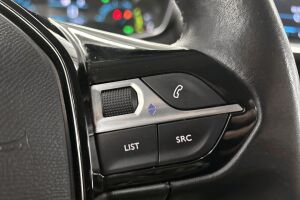 Peugeot e-208 esikatselu 16