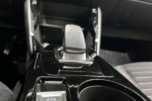 Peugeot e-208 esikatselu 20