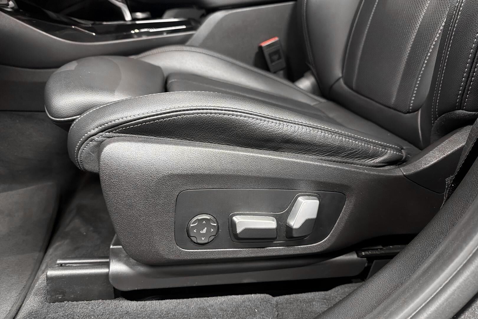 BMW X3 iso kuva 16