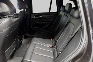 BMW X3 esikatselu 9