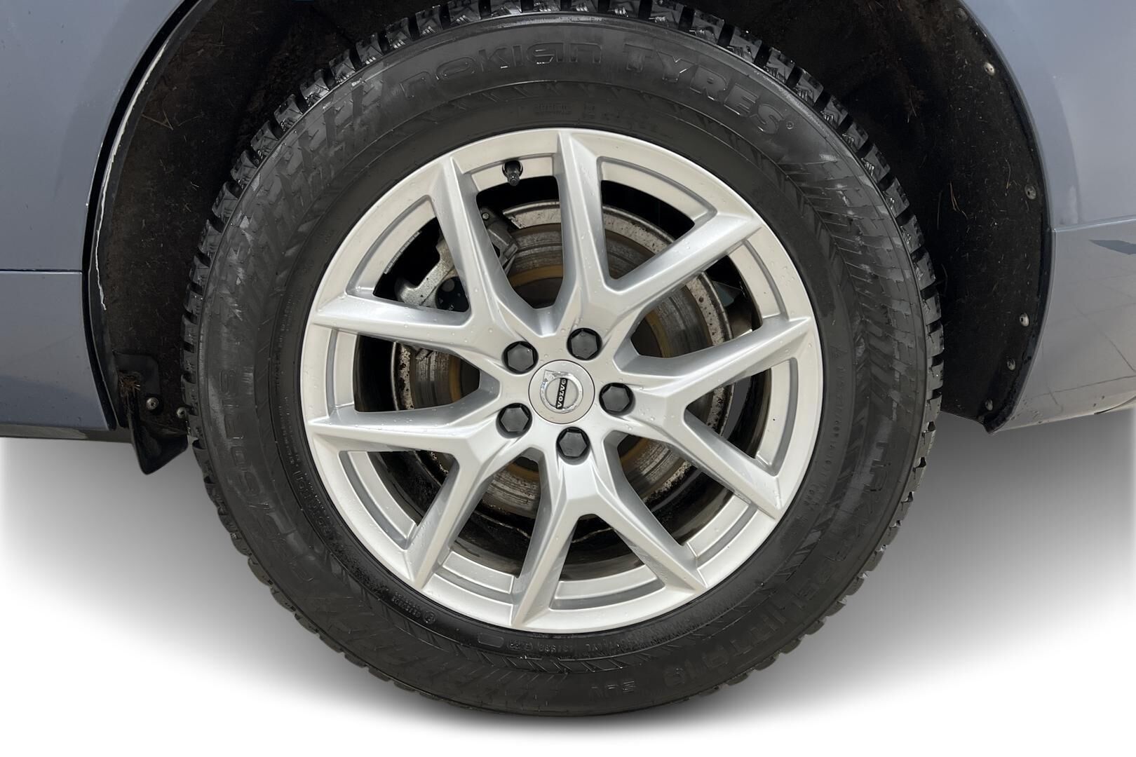 Volvo XC60 iso kuva 10