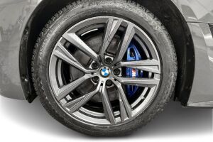 BMW i4 esikatselu 14