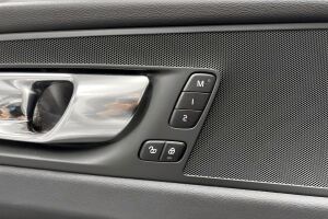 Volvo XC60 esikatselu 9