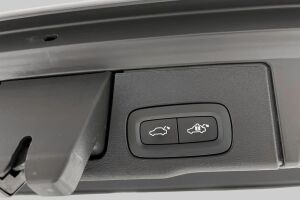 Volvo XC60 esikatselu 11