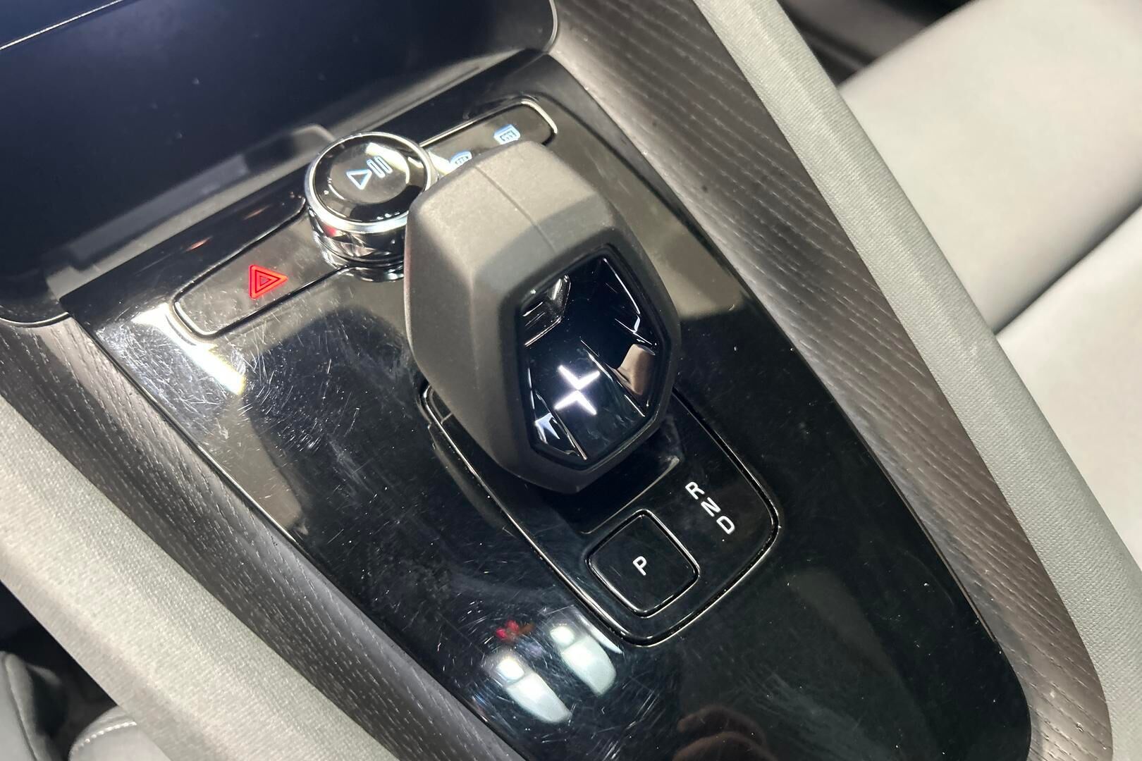 Polestar 2 iso kuva 29