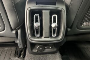 Polestar 2 esikatselu 21