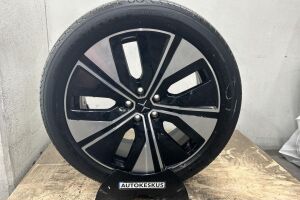 Polestar 2 esikatselu 23