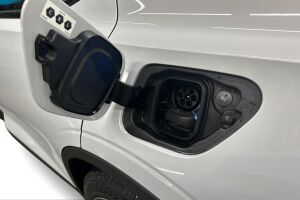 Polestar 2 esikatselu 24