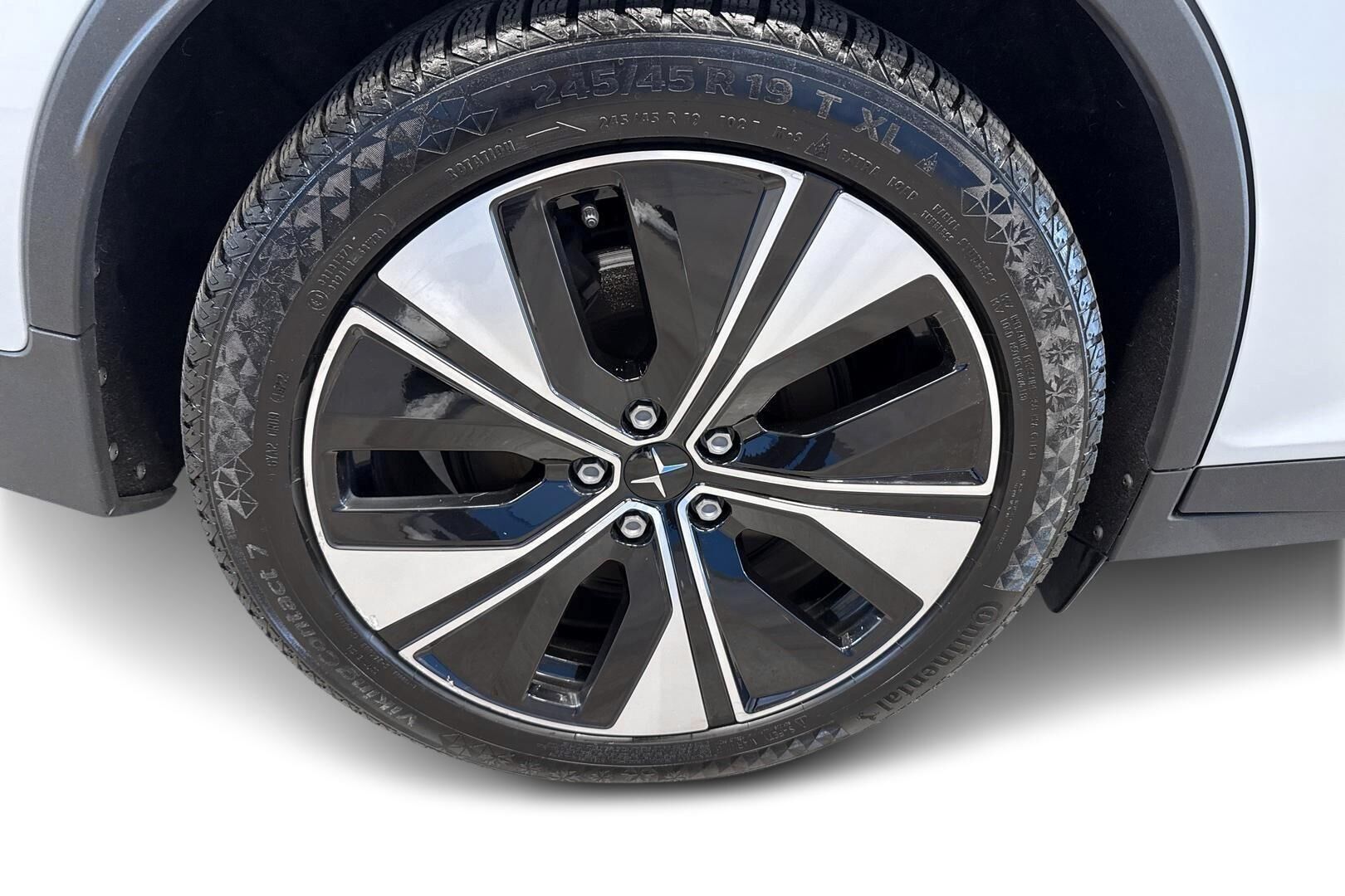Polestar 2 iso kuva 10
