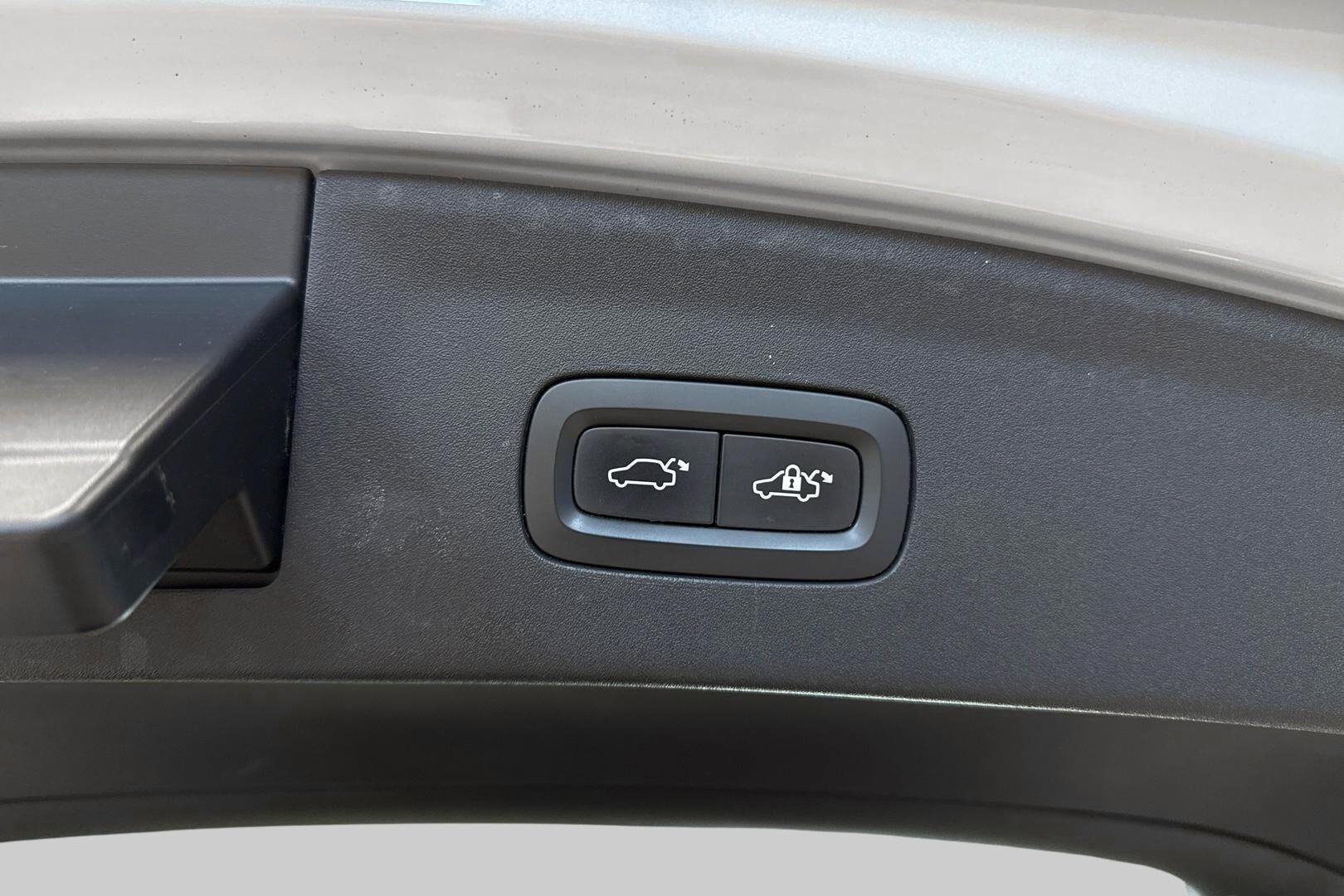Polestar 2 iso kuva 21