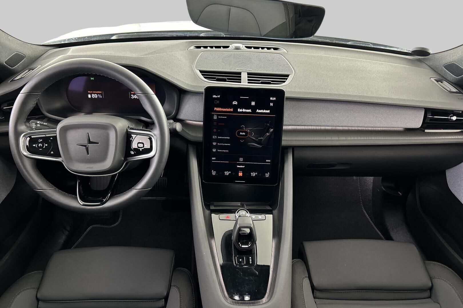 Polestar 2 iso kuva 10