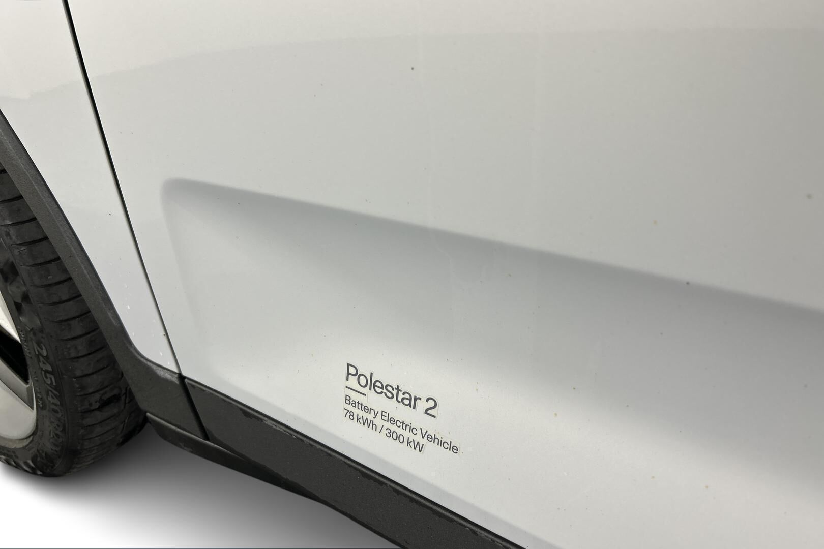 Polestar 2 iso kuva 16