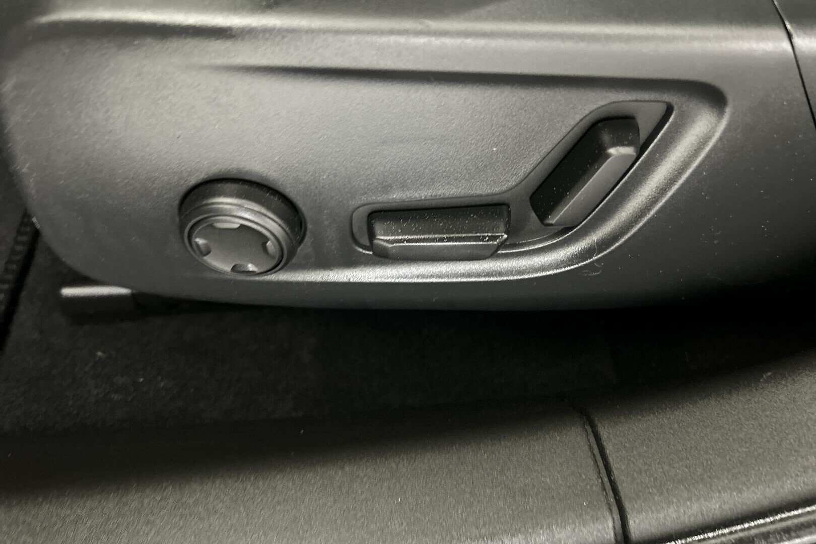 Polestar 2 iso kuva 19