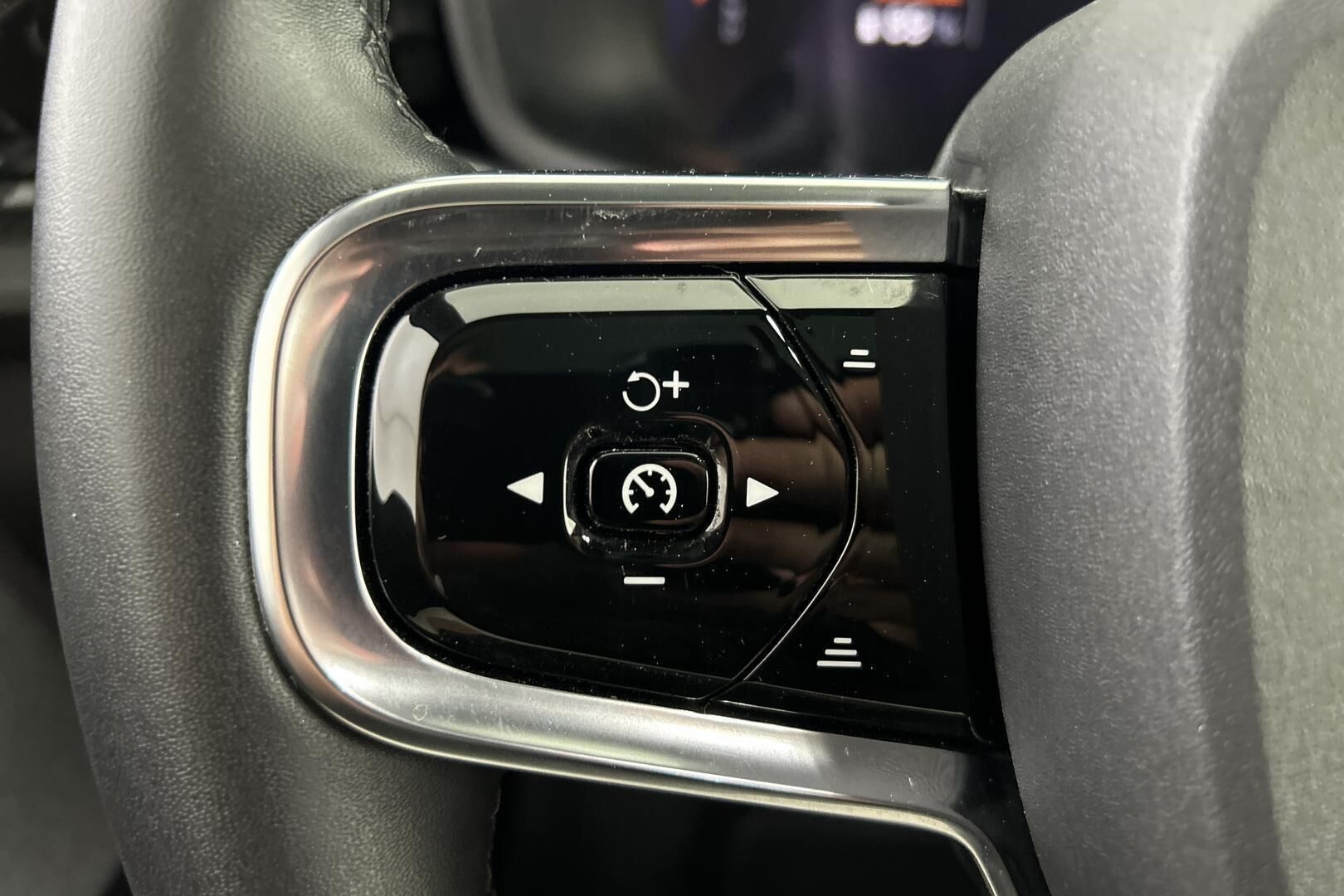 Polestar 2 iso kuva 20