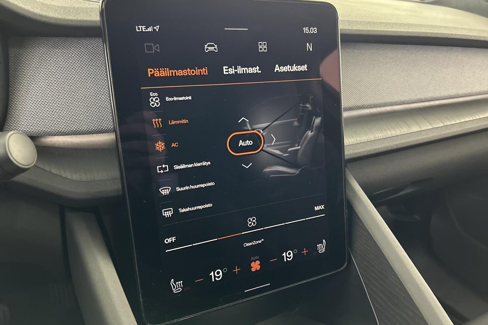 Polestar 2 iso kuva 23