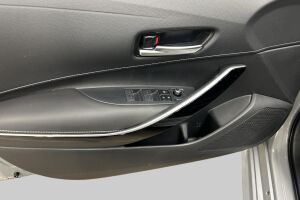 Toyota Corolla esikatselu 14