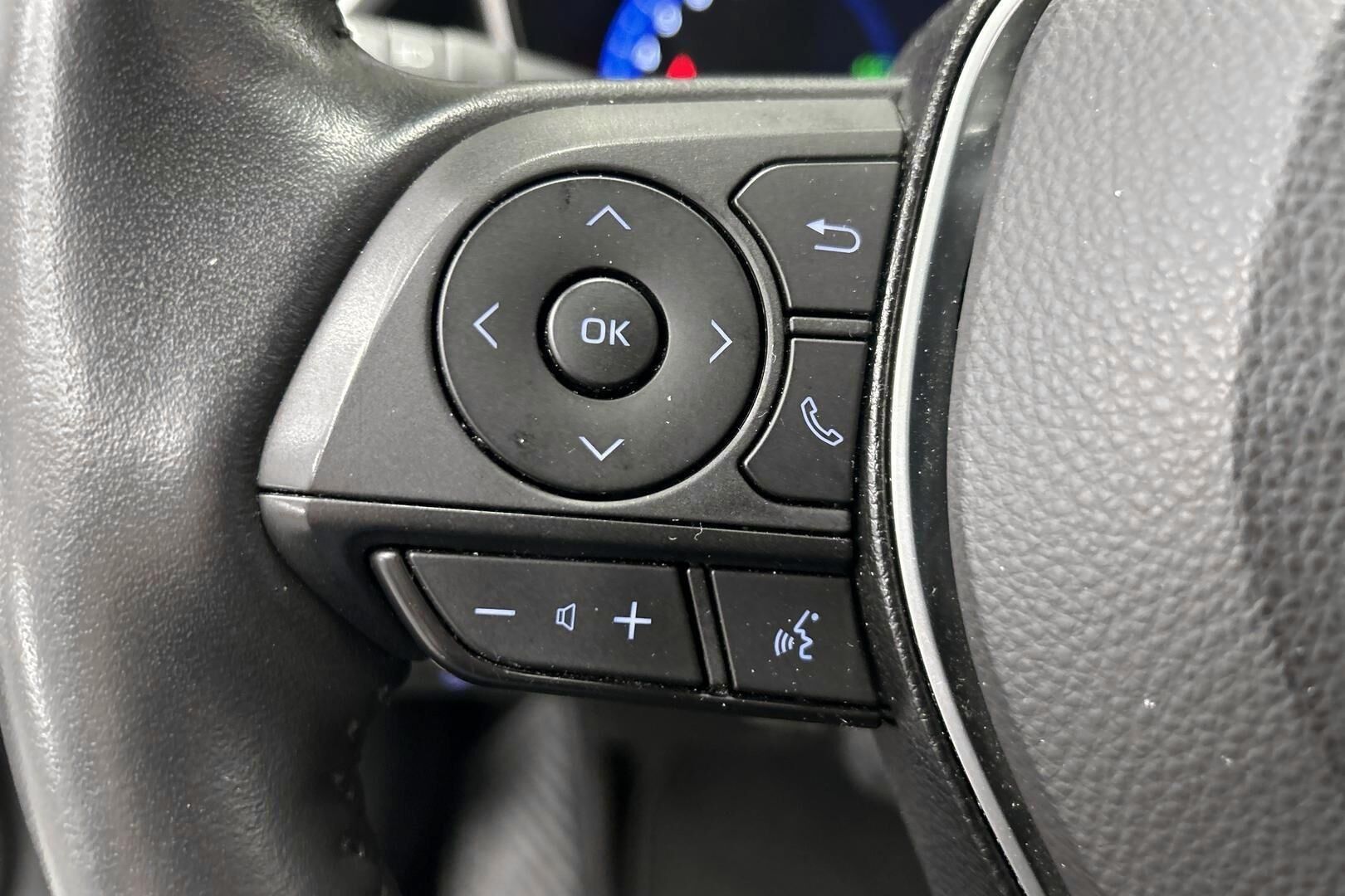 Toyota Corolla iso kuva 15