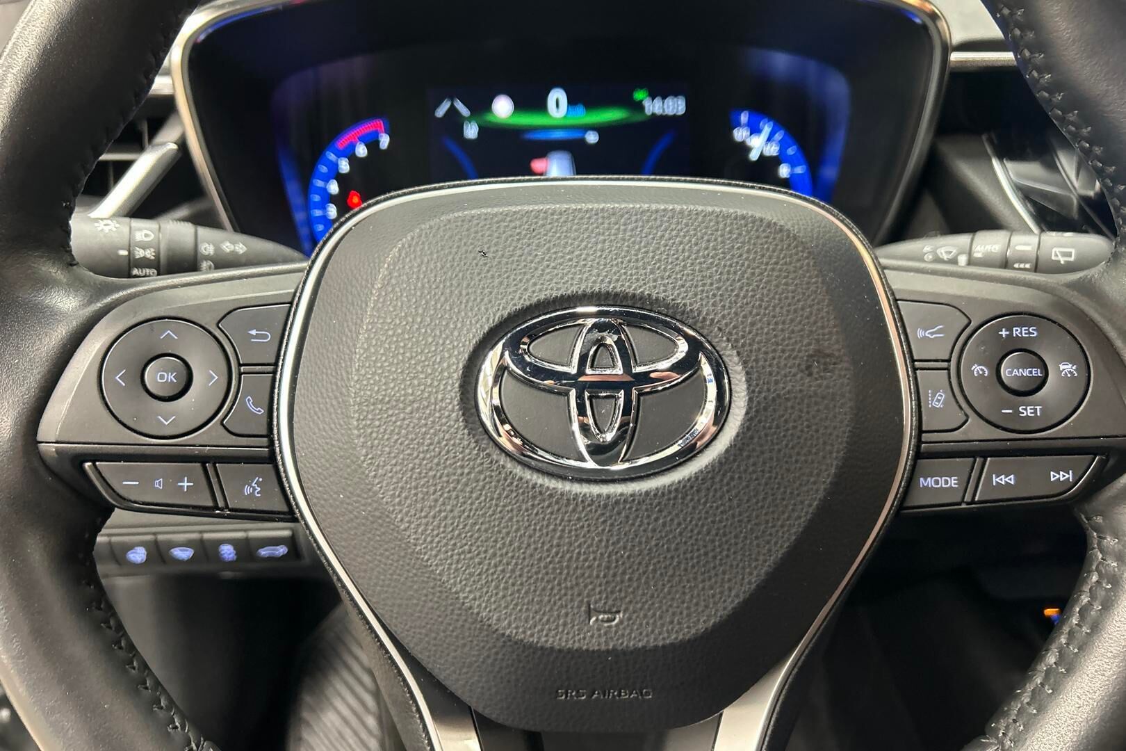 Toyota Corolla iso kuva 18