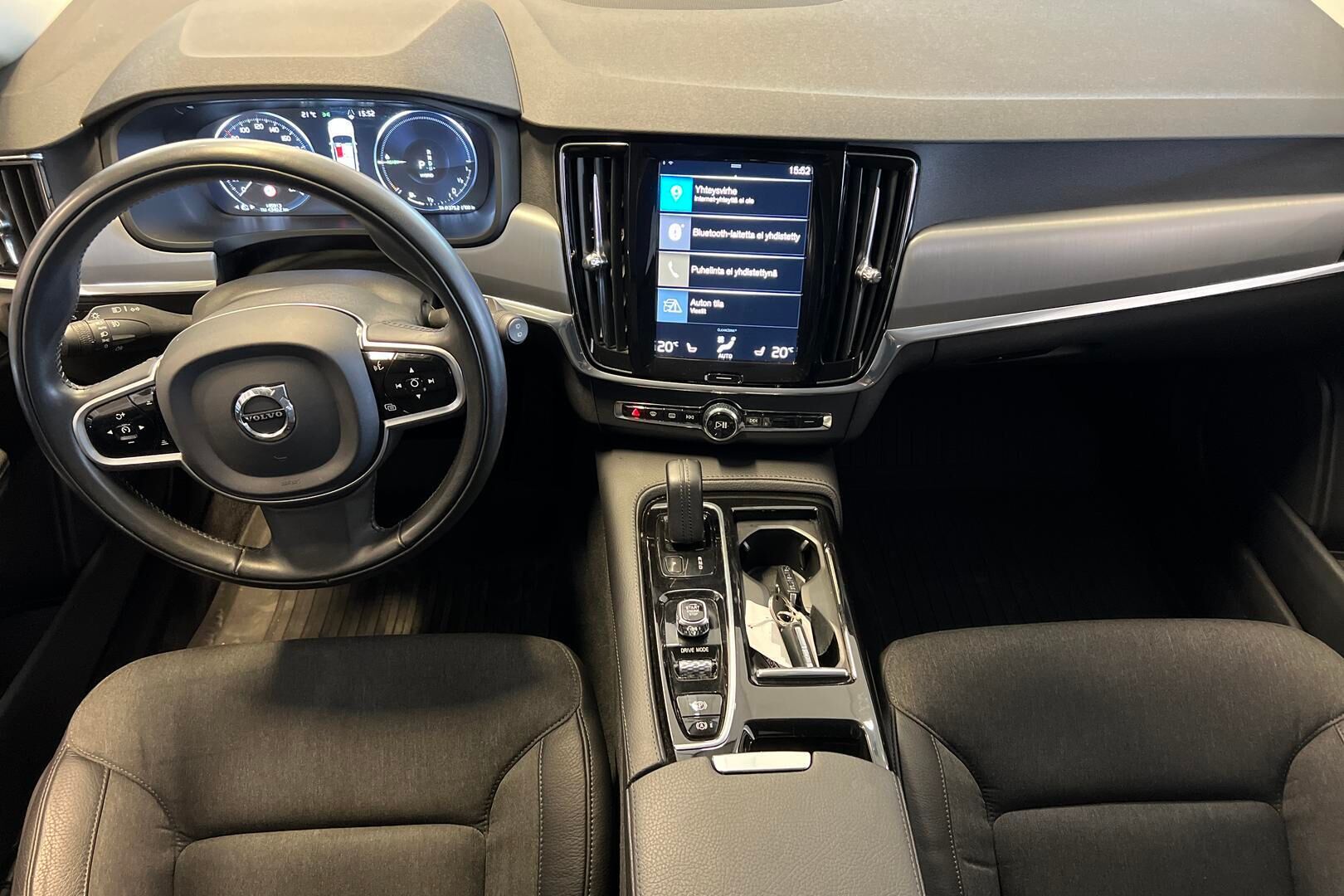 Volvo V90 iso kuva 10