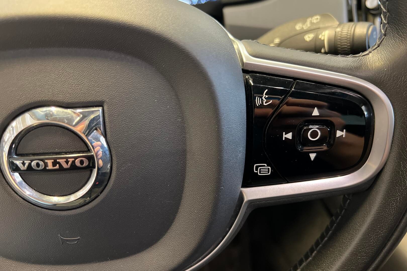 Volvo V90 iso kuva 15