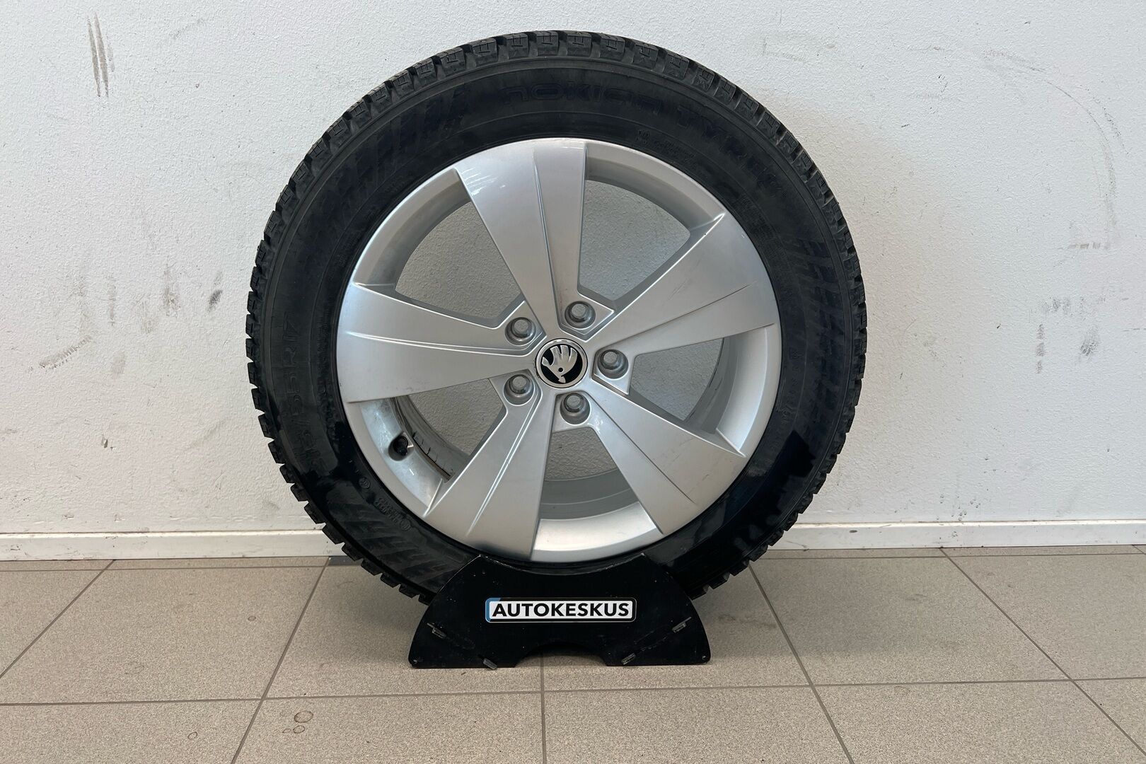 Skoda Superb iso kuva 20