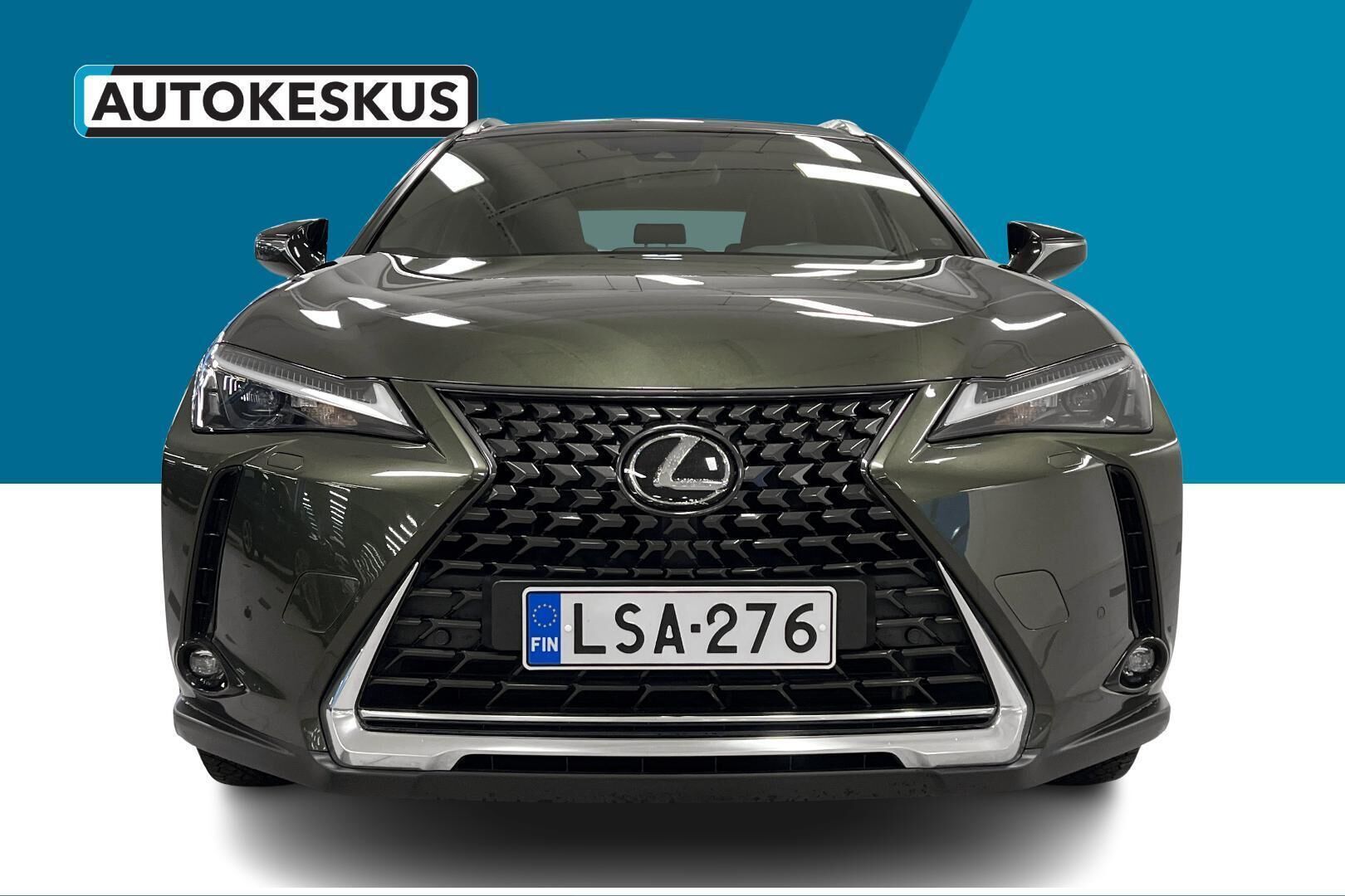 Lexus UX iso kuva 2