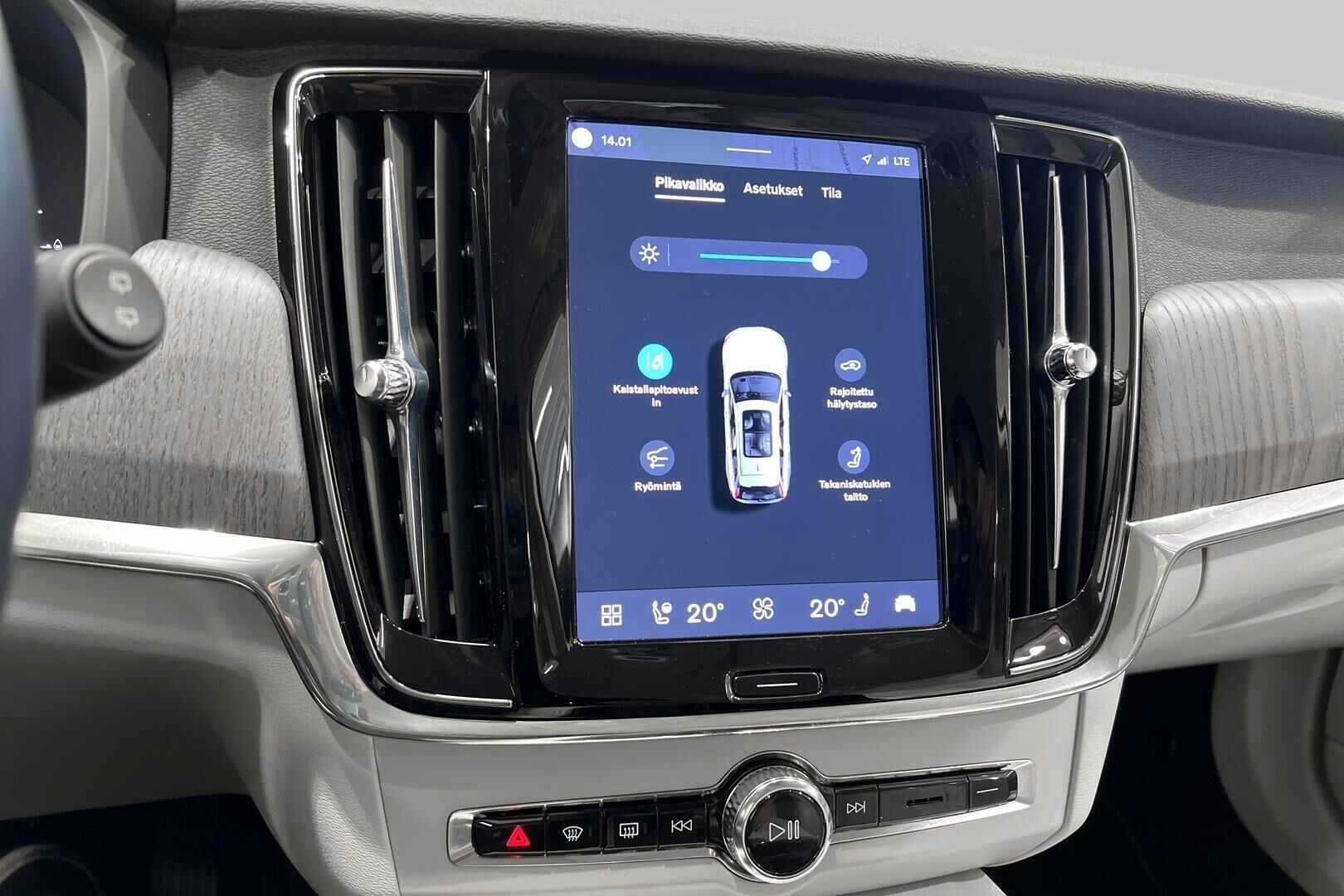 Volvo V90 iso kuva 19