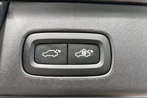 Volvo V90 esikatselu 36