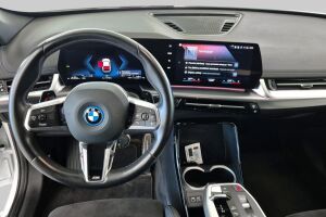 BMW X1 esikatselu 10