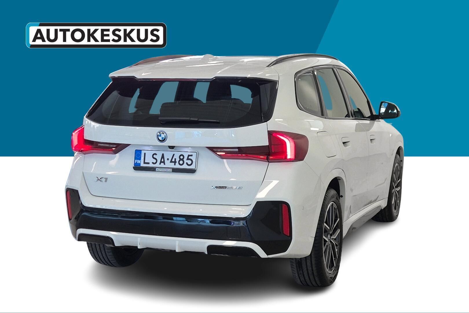 BMW X1 iso kuva 4