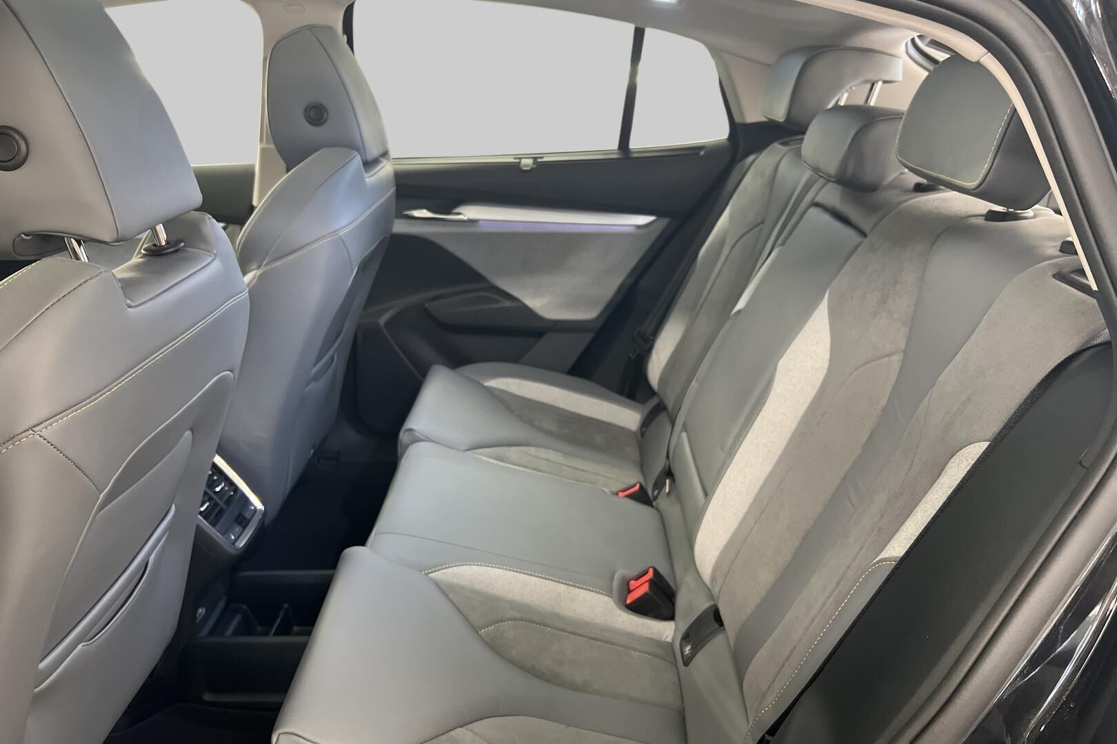 Skoda Enyaq iso kuva 7