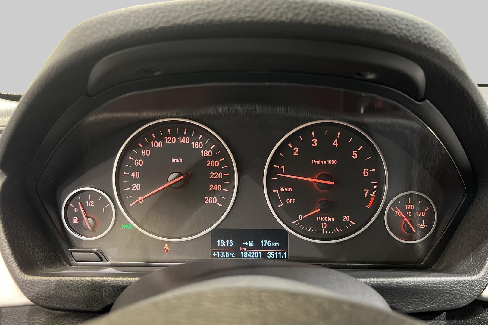 BMW 3-SARJA iso kuva 14