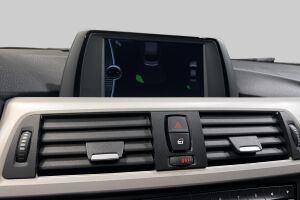 BMW 3-SARJA esikatselu 15