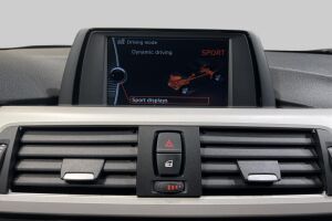 BMW 3-SARJA esikatselu 17