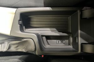 BMW 3-SARJA esikatselu 23