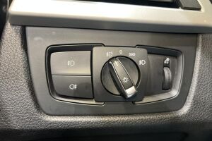 BMW 3-SARJA esikatselu 26