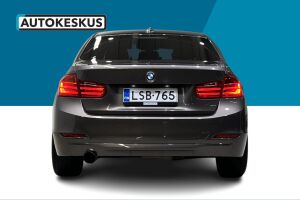 BMW 3-SARJA esikatselu 6
