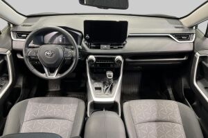 Toyota RAV4 esikatselu 10