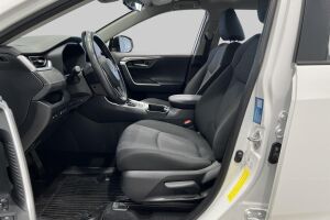 Toyota RAV4 esikatselu 8