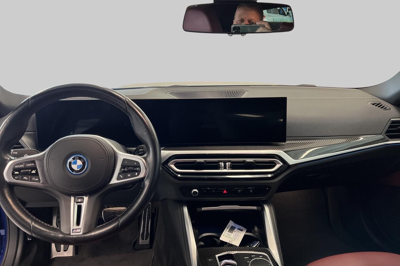 BMW I4 M50 iso kuva 10