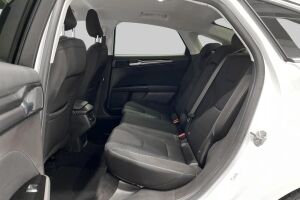 FORD Mondeo esikatselu 10