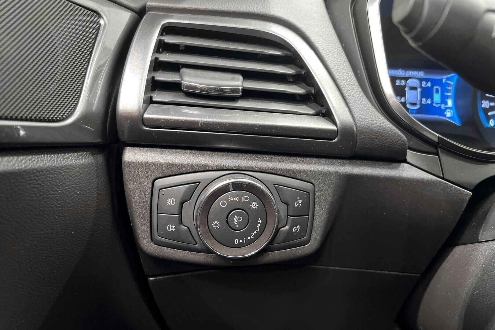 FORD Mondeo iso kuva 25