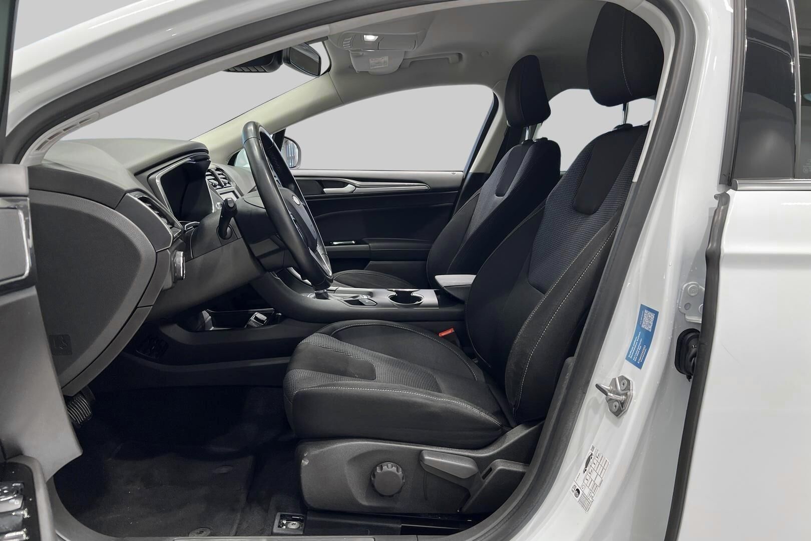 FORD Mondeo iso kuva 9