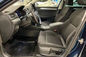 Skoda Superb esikatselu 9