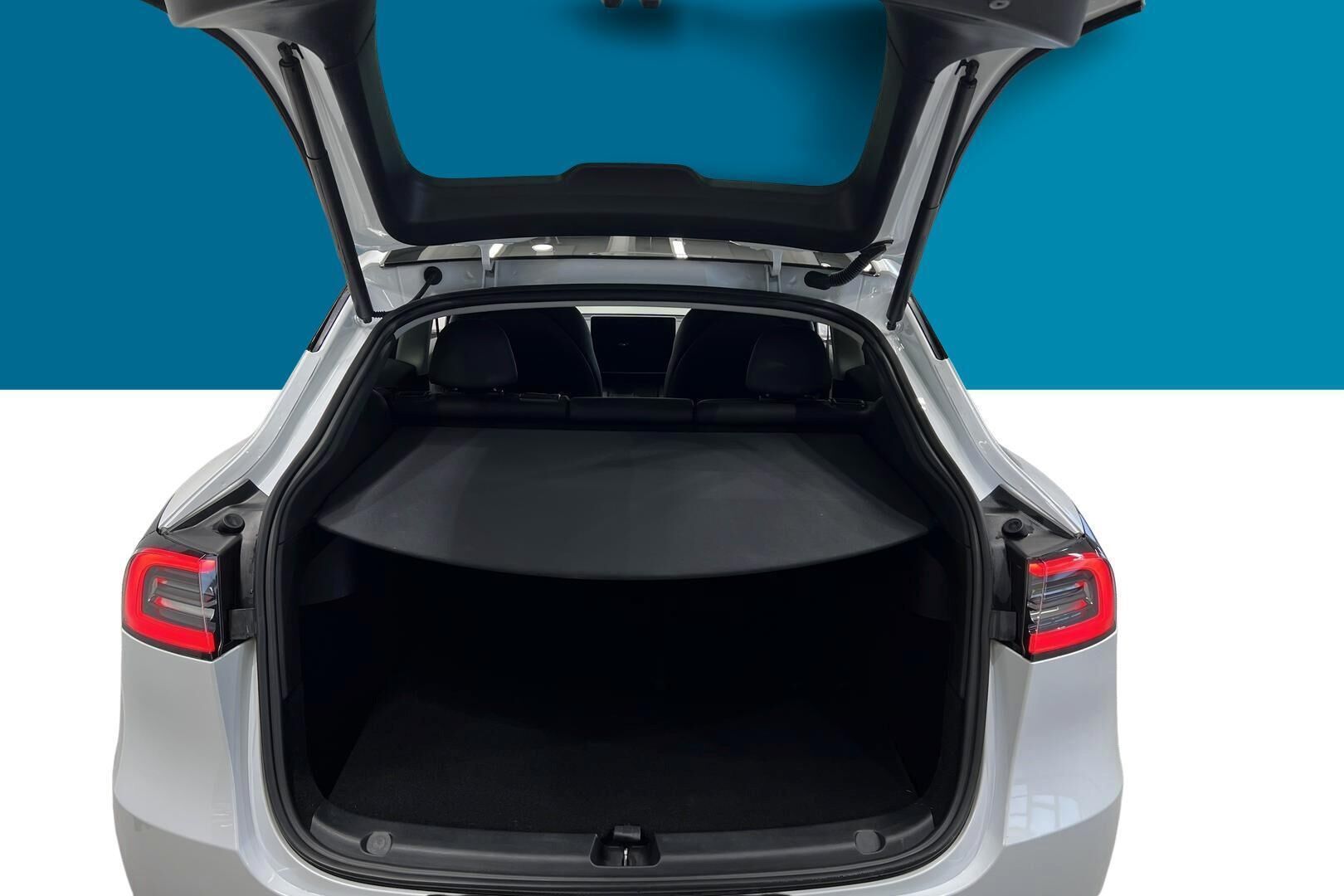 Tesla Model Y iso kuva 9