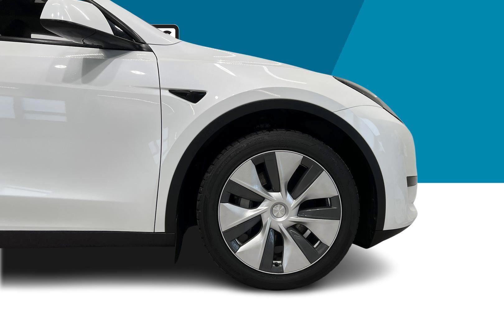 Tesla Model Y iso kuva 10